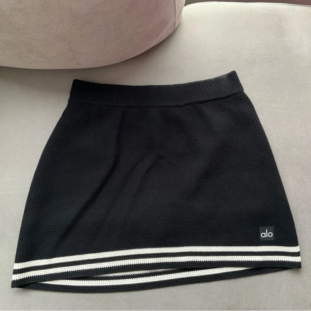 Alo Yoga Tennis Club Sweater Knit Skirt Black/Ivory S